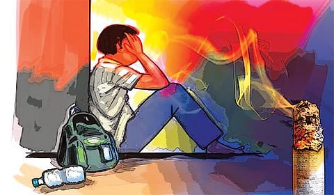 பதின் பருவம் புதிர் பருவமா? - விளிம்புக்குத் தள்ளும் ஒரு வழிப் பாதை?