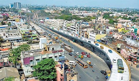 சென்னை அண்ணா நகர் மேம்பாலம் உட்பட ரூ.141 கோடியில் பாலங்கள், கட்டிடங்கள் திறப்பு: ரூ.1,354 கோடி பணிகளுக்கும் முதல்வர் அடிக்கல் நாட்டினார்