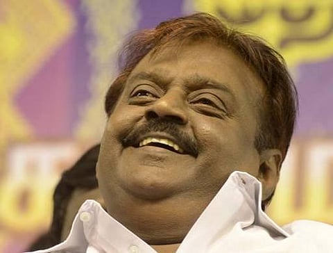 கூட்டணி பற்றி யாரிடமும் பேச வேண்டாம்: தொண்டர்களுக்கு தேமுதிக மேலிடம் உத்தரவு