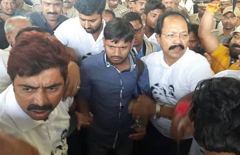 ஹைதராபாத் பல்கலை.யில் நிச்சயம் உரையாற்றுவேன்: கண்ணய்யா