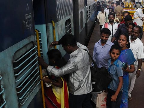 ஆர்டிஐ சட்டத்தில் தகவல் பெற ரூ.70 ஆயிரம் கட்டணம்: ரயில்வேயின் கடிதத்தால் பயணி அதிர்ச்சி