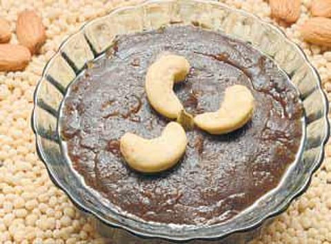 குழந்தைகள் விரும்பும் உளுத்தங்களி!