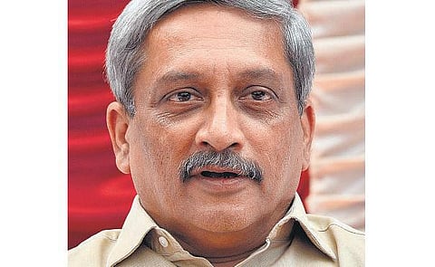 கோவாவில் ராணுவ கண்காட்சி தொடக்கம்: ஆயுதங்கள் கொள்முதலுக்கான புதிய கொள்கையை வெளியிட்டார் பாரிக்கர்