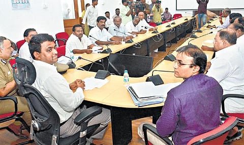 தேர்தல் விதிமீறல்கள் தொடர்பாக 181 வழக்குகள் பதிவு: சென்னை மாவட்ட தேர்தல் அலுவலர் தகவல்