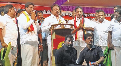 காங்கிரஸ் கட்சி வெற்றி பெறாது: செய்யூரில் தேமுதிக தலைவர் விஜயகாந்த் பேச்சு