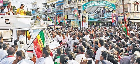 திமுகவினரின் மது ஆலைகள் மூடப்படும்: கனிமொழி எம்பி உறுதி