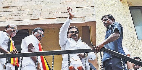 தேமுதிக வேட்பாளர்களுடன் விஜயகாந்த் ஆலோசனை: கூட்டணி கட்சிகளுடன் இணக்கமாக இருக்க வலியுறுத்தல்