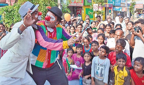 தி இந்து’ ‘கார் ஃப்ரீ சண்டேஸ்’ நிகழ்ச்சியில் 100 சதவீத வாக்குப்பதிவுக்கு தொடர் விழிப்புணர்வு