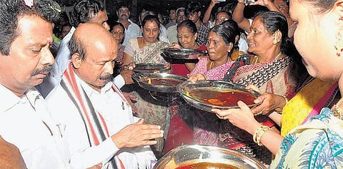 பொன்னையனுக்கு ஆதரவாக தீவிர பிரச்சாரம்: சைதை உட்பட 4 தொகுதிகளில் ‘வாய்ஸ் கால்’ - அதிமுக தகவல் தொழில்நுட்ப பிரிவு ஏற்பாடு