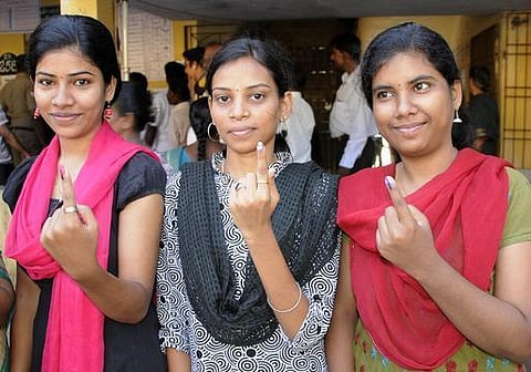 தேர்தல் நாளன்று விடுமுறை அளிக்காத நிறுவனங்கள் பற்றி புகார் அளிக்கலாம்
