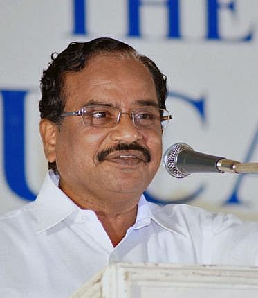 அதிமுக ஆட்சியை பிடிக்கும்: தமிழருவி மணியன் கணிப்பு