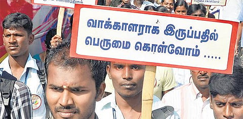 வாக்களிப்பது மட்டும்தான் ஜனநாயகக் கடமையா?