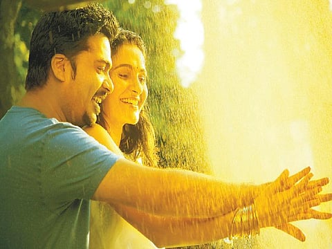 சிறப்பு முன்னோட்டம் இது நம்ம ஆளு - அய்யோ... சிம்புவுக்கு சண்டை இல்லையா?