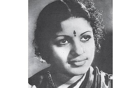 ‘தி இந்து’ - பொதிகை தொலைக்காட்சி இணைந்து வழங்கும் எம்.எஸ்.சுப்புலட்சுமியின் வாழ்க்கைத் தொடர்ள் 36-வது வாரமாக இன்று ஒளிபரப்பு