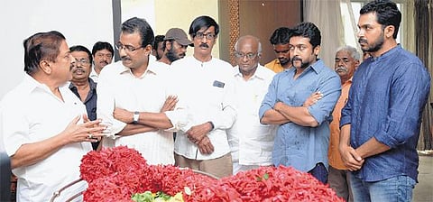 திரைப்பட இயக்குநர் ஏ.சி.திருலோகசந்தர் உடல் தகனம்: திரையுலகினர் அஞ்சலி