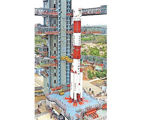 20 செயற்கைக்கோள்களுடன் பிஎஸ்எல்வி - சி34 நாளை பாய்கிறது: 48 மணி நேர கவுன்ட் டவுன் தொடக்கம்
