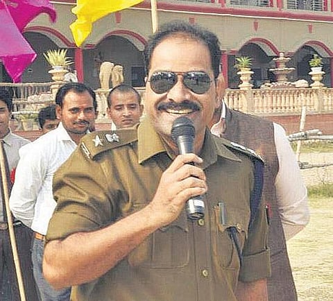 யூ.பி.எஸ்.சி. தேர்வை வென்றவர்கள்- 5: பிசியோதெரபி கிளினிக் நடத்திக்கொண்டே ஐ.பி.எஸ். ஆனவர்!