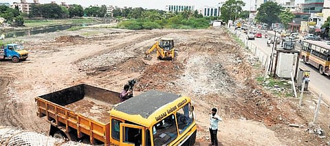 சென்னை மாநகராட்சி சார்பில் திறக்கப்பட உள்ள அம்மா வாரச் சந்தையில் 114 கடைகள்: தோட்டக்கலைத் துறை 24 கடைகளைத் திறக்கிறது