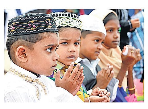 ரம்ஜான் திருநாள்: தமிழக ஆளுநர், முதல்வர் வாழ்த்து