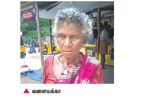 தமிழகத்தில் முதல் முறை: தனியார் இடத்தில் மனிதக் கழிவு அகற்றும்போது இறந்தவரின் தாயாருக்கு ரூ.10 லட்சம் இழப்பீடு