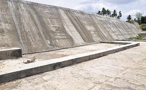 மெட்ராஸ் - மைசூர் ஒப்பந்தத்தை மீறும் ஆந்திர அரசு: பாலாற்றின் குறுக்கே உயரம் அதிகரிக்கப்படும் தடுப்பணைகள்