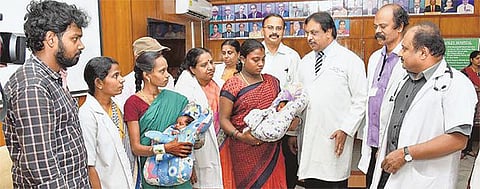 இதயம், சிறுநீரகம் மாற்று அறுவை சிகிச்சை செய்துகொண்ட பெண்களுக்கு மருத்துவ கண்காணிப்பில் பிரசவம்: புதிய சாதனை என மருத்துவர்கள் மகிழ்ச்சி