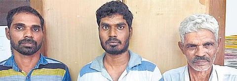 காலாவதி சாக்லேட் தேதி மாற்றி விற்பனை: 3 பேர் கைது