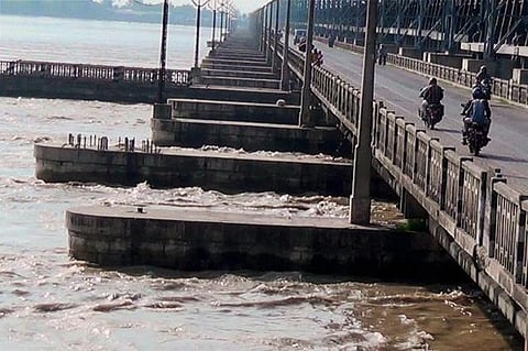 பிஹார் மாநிலத்தில் கனமழை: கோசி நதியில் வெள்ளம்- 50 கிராமங்கள் மூழ்கின