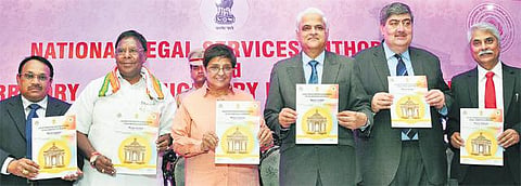 பிரச்சினைகளை தீர்க்க எளிய வழி பேச்சுவார்த்தைதான்: உச்ச நீதிமன்ற நீதிபதி கருத்து