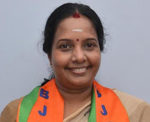 பாமாயில் இறக்குமதி விலையை அதிகரிக்க வேண்டும்: மத்திய அமைச்சரிடம் வானதி சீனிவாசன் மனு