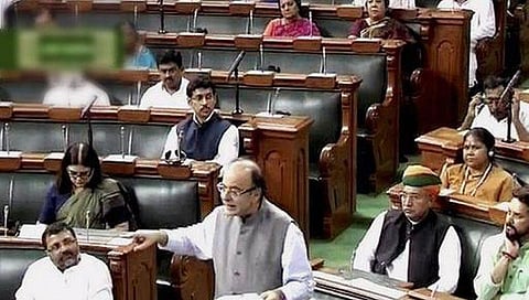 அந்நிய நேரடி முதலீடு 2 ஆண்டுகளில் 53% அதிகரிப்பு: நிதியமைச்சர் அருண் ஜேட்லி தகவல்