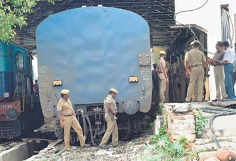 ரயில் கொள்ளை வழக்கு தமிழக ரயில்வே காவல்துறைக்கு மாற்றம்