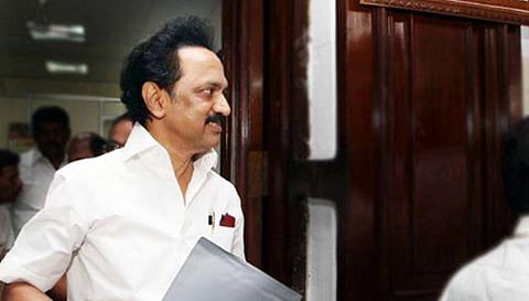 ரயில் கொள்ளை விவகாரம்: பேரவையில் விவாதிக்க ஸ்டாலின் வலியுறுத்தல்