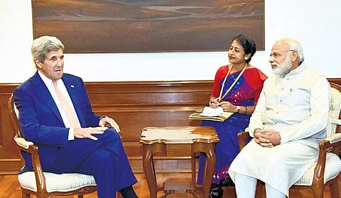 தீவிரவாத அமைப்புகள் மீது பாகிஸ்தான் கடும் நடவடிக்கை எடுக்க வேண்டும்: அமெரிக்க வெளியுறவு அமைச்சர் ஜான் கெர்ரி வலியுறுத்தல்