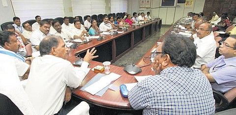 திருப்பதி பிரம்மோற்சவ விழாவுக்காக கூடுதல் இருப்பில் 7 லட்சம் லட்டுகள்