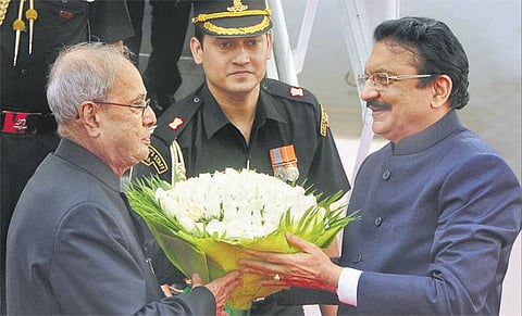 சென்னை வந்தார் பிரணாப் முகர்ஜி