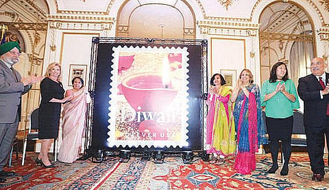 அமெரிக்காவில் தீபாவளி சிறப்பு தபால் தலை வெளியீடு