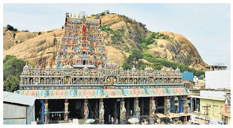 15-வது தேர்தலை சந்திக்கும் திருப்பரங்குன்றம்: 8-வது முறையாக வெற்றி பெறுமா அதிமுக?