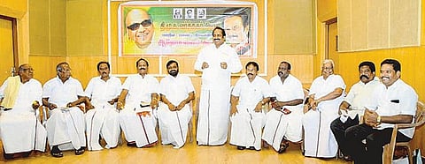 ஜிஎஸ்டி வரியிலிருந்து அரிசி உள்ளிட்ட உணவு தானியங்களுக்கு விலக்கு அளிக்க வேண்டும்: திமுக வர்த்தகர் அணி கோரிக்கை