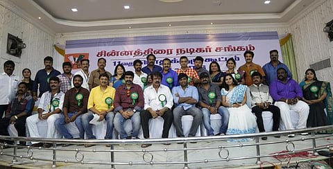 தற்கொலைகளை தடுக்க மனநல ஆலோசனை: சின்னத்திரை சங்கம் தீர்மானம்