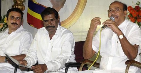 3 தொகுதி தேர்தலை ஒத்திவைக்கக் கோரி தலைமை தேர்தல் ஆணையருக்கு ஜி.கே.மணி கடிதம்