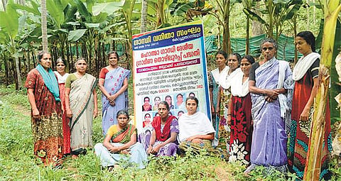 உள்ளாட்சி 45: அன்பால் கண் கலங்க வைத்த ‘காந்தி அம்மே கூட்டம்’!