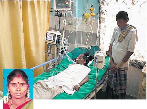 திருவாரூர் மருத்துவக் கல்லூரி மருத்துவமனையில் பிரசவித்த பெண் கோமா நிலைக்கு சென்றார்: ரத்த வகை மாற்றி ஏற்றப்பட்டதாக புகார்