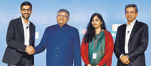 இந்திய தேவைகளுக்கு ஏற்ப தொழில்நுட்பங்களை உருவாக்குங்கள்: கூகுள் நிறுவனத்திடம் மத்திய அமைச்சர் வலியுறுத்தல்
