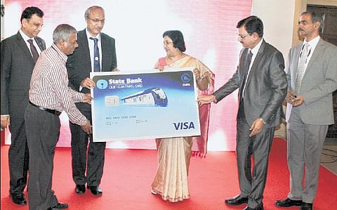 பணமதிப்பு நீக்க பிரச்சினை விரைவில் சரியாகும்: அருந்ததி பட்டாச்சார்யா கருத்து