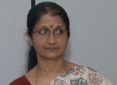 தமிழக அரசு ஆலோசகர் பொறுப்பில் இருந்து ஷீலா பாலகிருஷ்ணன் திடீர் விலகல்?