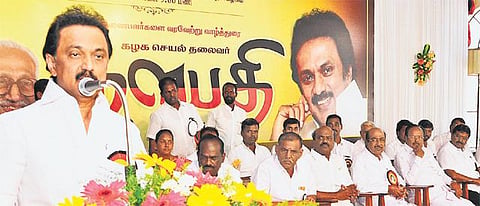 கொல்லைப்புறமாக வந்து திமுக ஆட்சி அமைக்காது: மு.க.ஸ்டாலின் திட்டவட்டம்