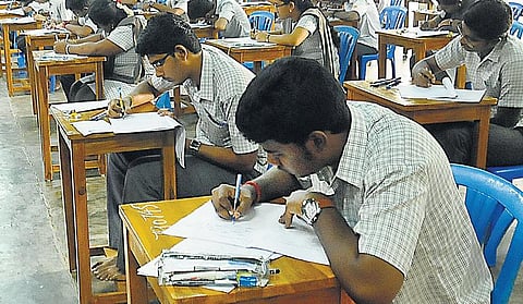 தேர்வுக்குத் தயாரா? - ஆங்கிலத்திலும் அசத்தலாம்!