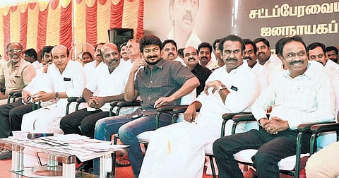 சட்டப்பேரவை சம்பவத்தை கண்டித்து சென்னையில் 4 இடங்களில் திமுக உண்ணாவிரதம்