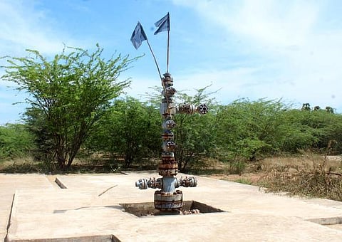 ஹைட்ரோ கார்பன் திட்டத்துக்கு தமிழக அரசிடம் அனுமதி பெறவில்லை: அமைச்சர் கருப்பணன் பேட்டி